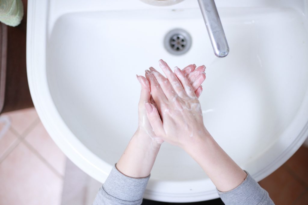 why adults get acne - not washing hands 